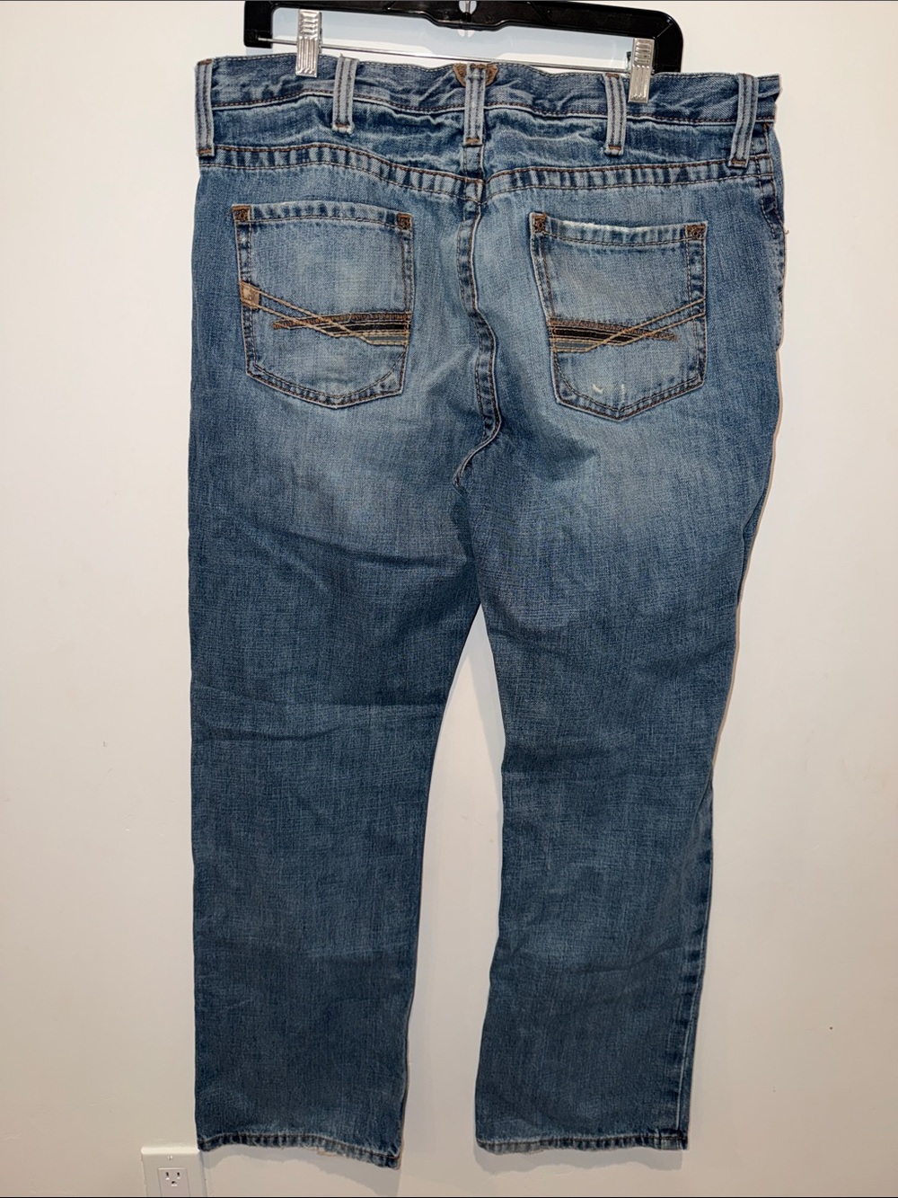 Ariat Straight Leg Men's Jeans Size 36x32 - Picture 2 of 7